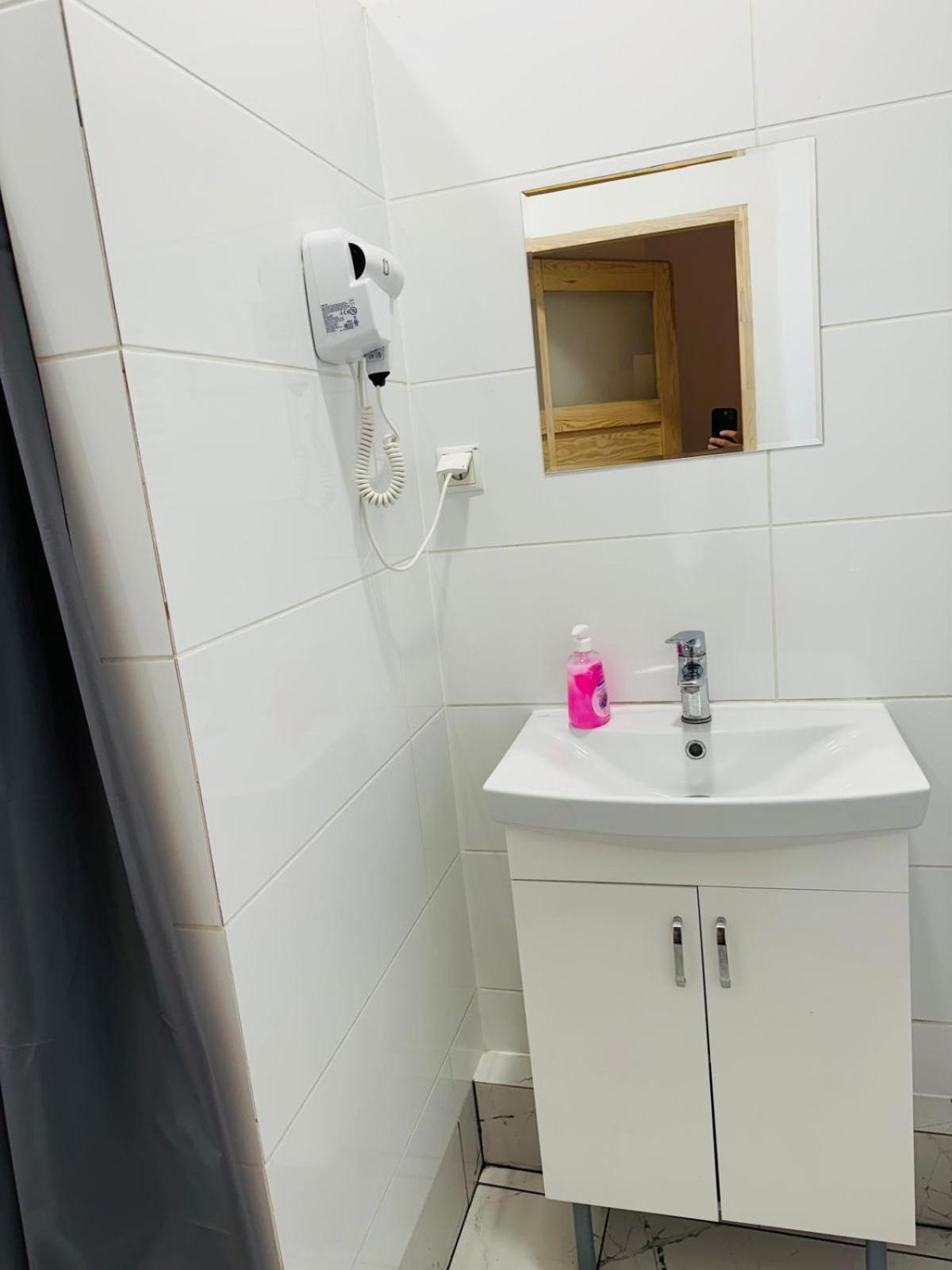 Lilia House Hostel Poznan Luaran gambar