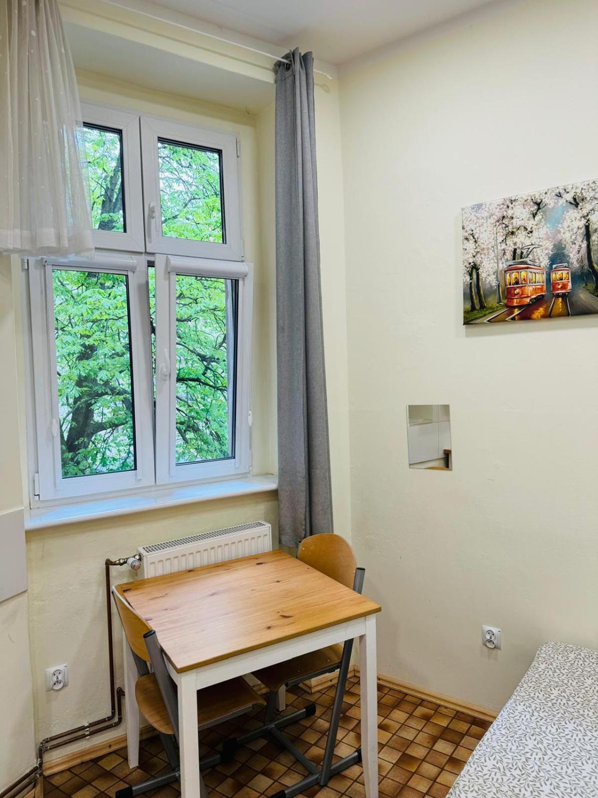 Lilia House Hostel Poznan Luaran gambar