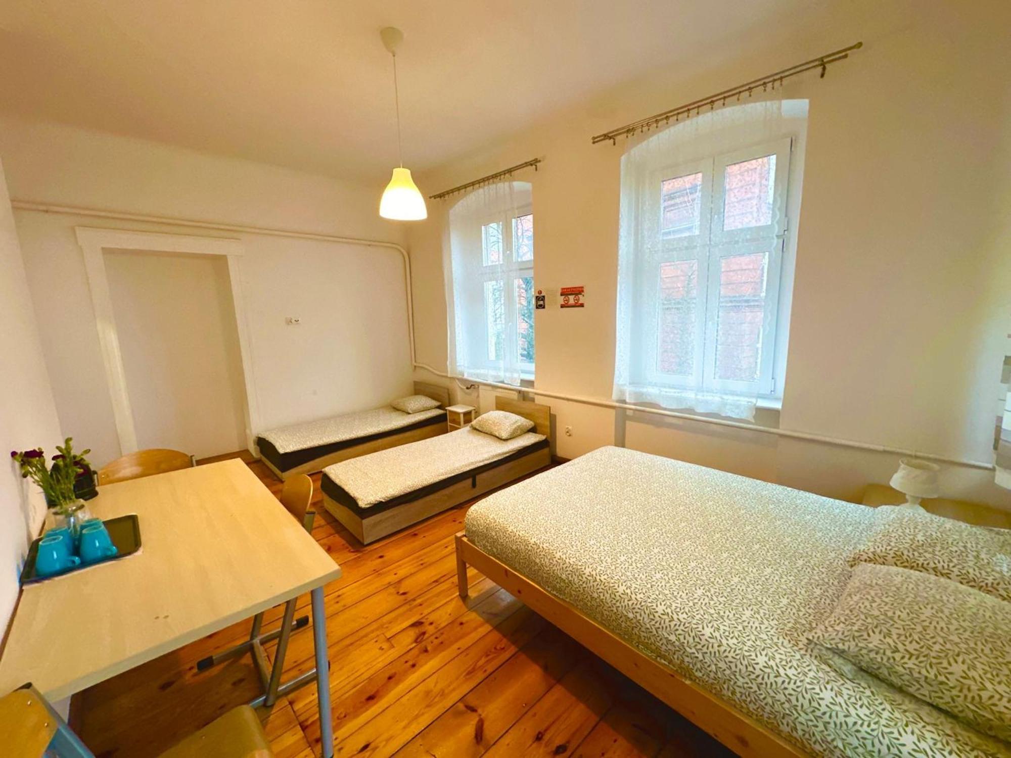 Lilia House Hostel Poznan Luaran gambar