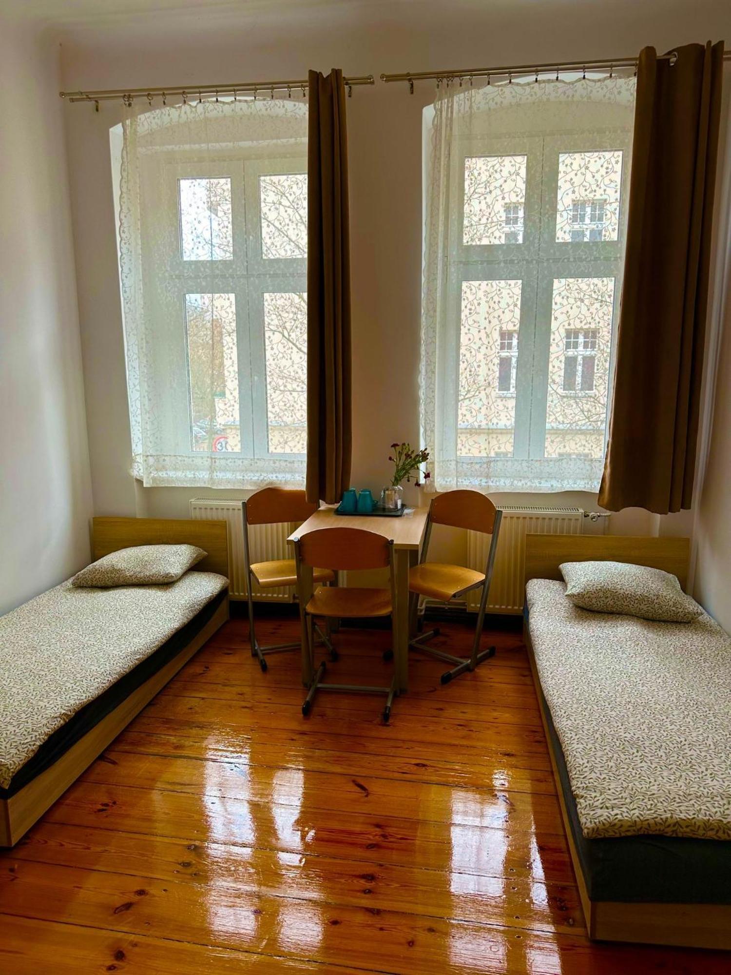 Lilia House Hostel Poznan Luaran gambar