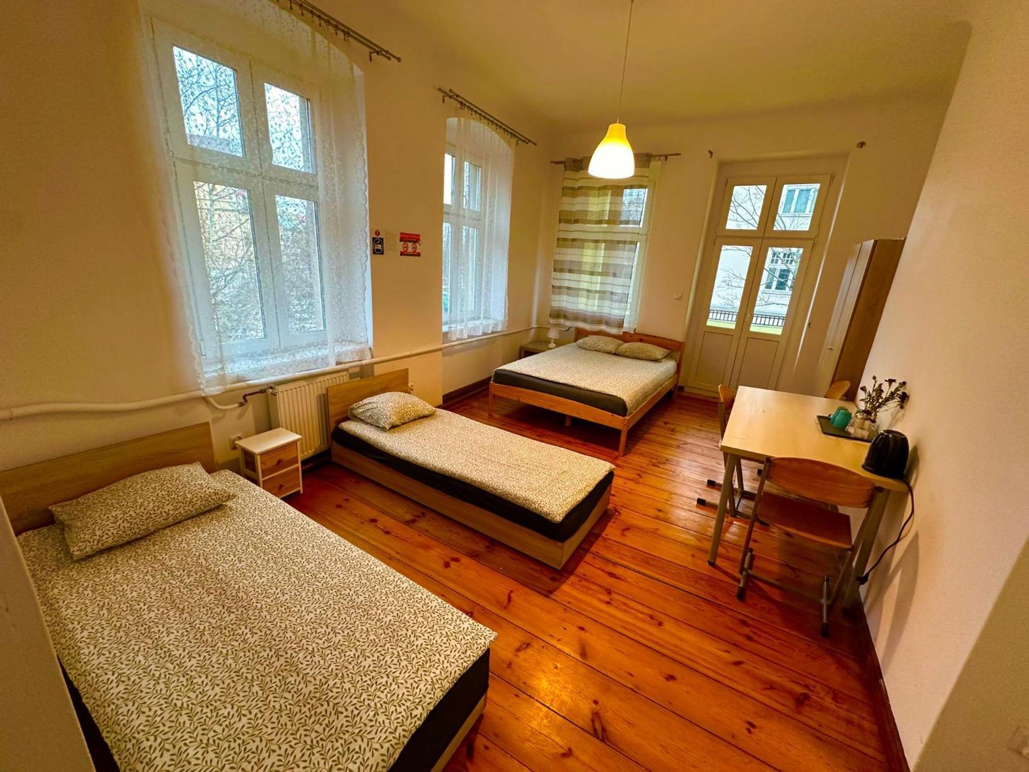 Lilia House Hostel Poznan Luaran gambar